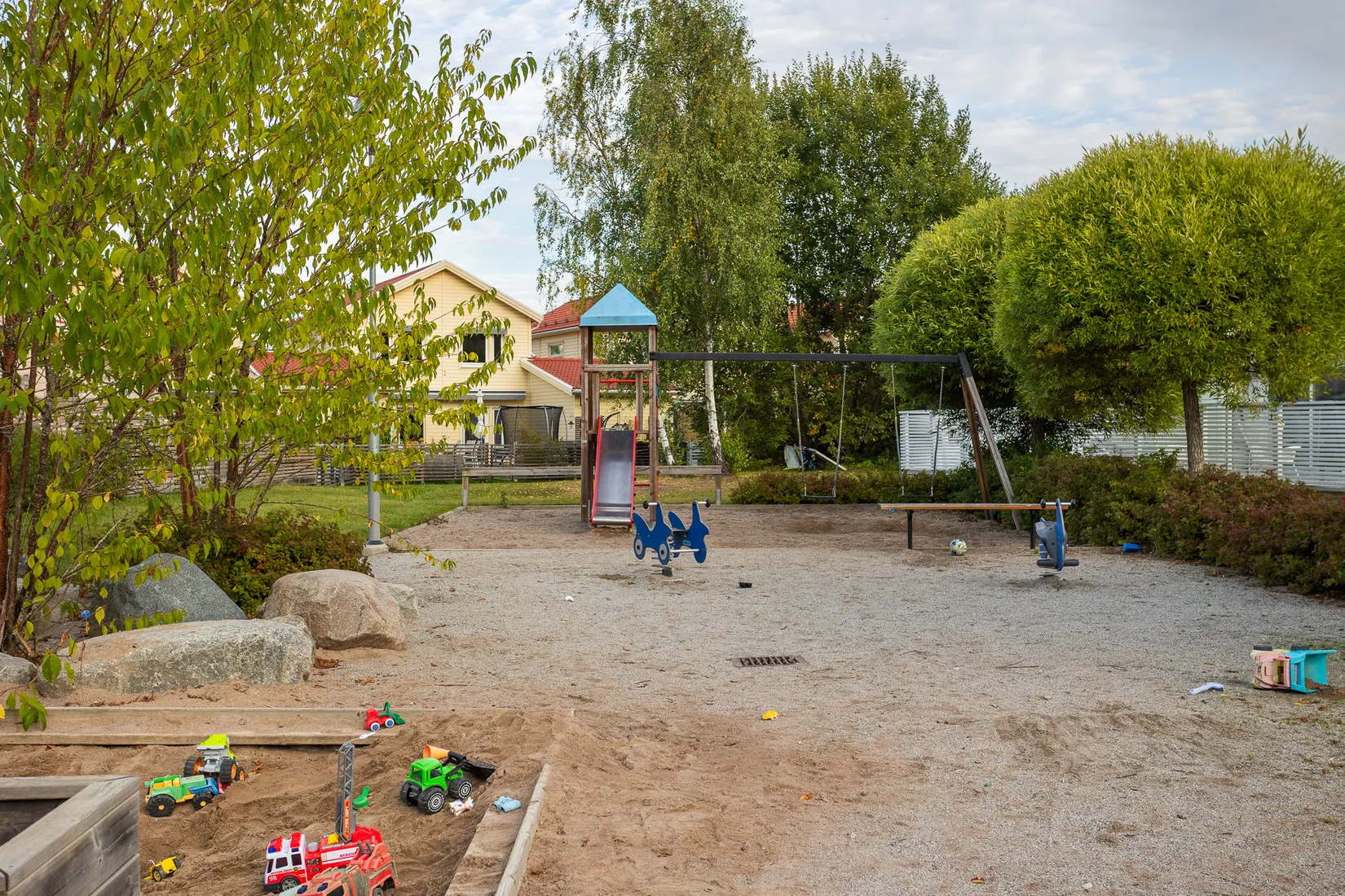 Radhus, Lahtisgatan 14, Lillhamra, Västerås