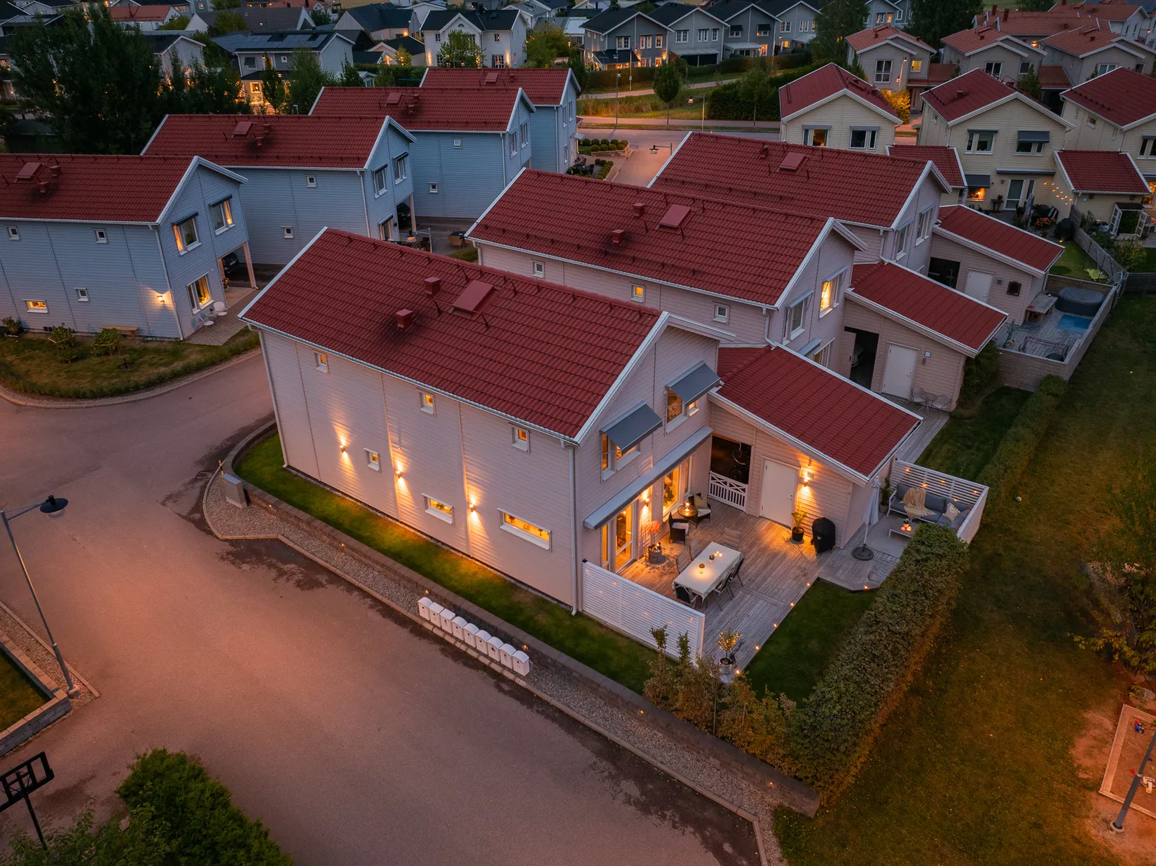 Radhus, Lahtisgatan 14, Lillhamra, Västerås