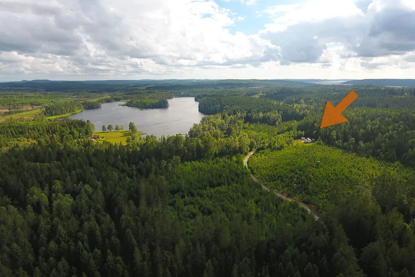 Fritidshus, Almered Ösjöhöjd 1, Västergötland, Mark