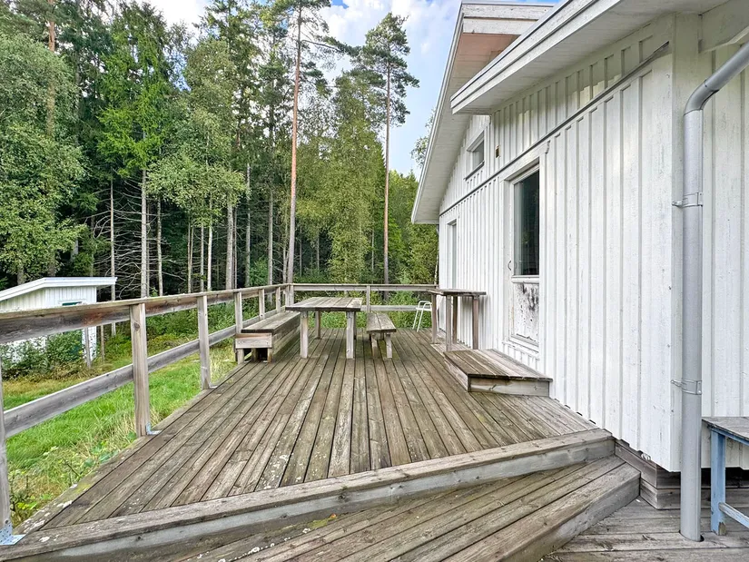 Fritidshus, Almered Ösjöhöjd 1, Västergötland, Mark