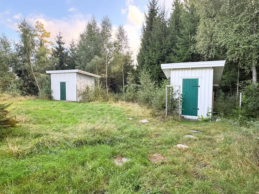 Fritidshus, Almered Ösjöhöjd 1, Västergötland, Mark