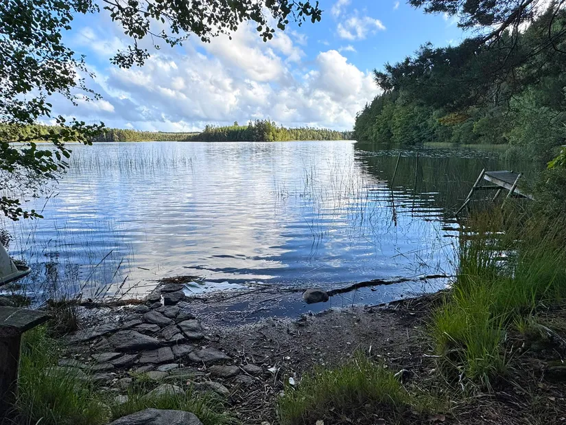 Fritidshus, Almered Ösjöhöjd 1, Västergötland, Mark