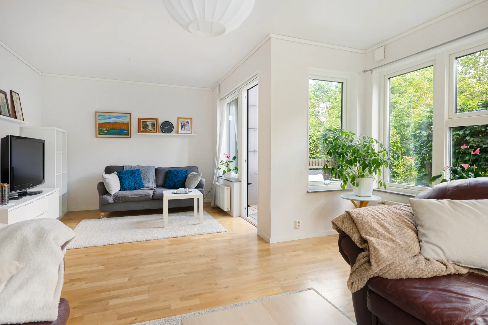 Radhus, Luftfartsgatan 4, Skarpnäck, Stockholm