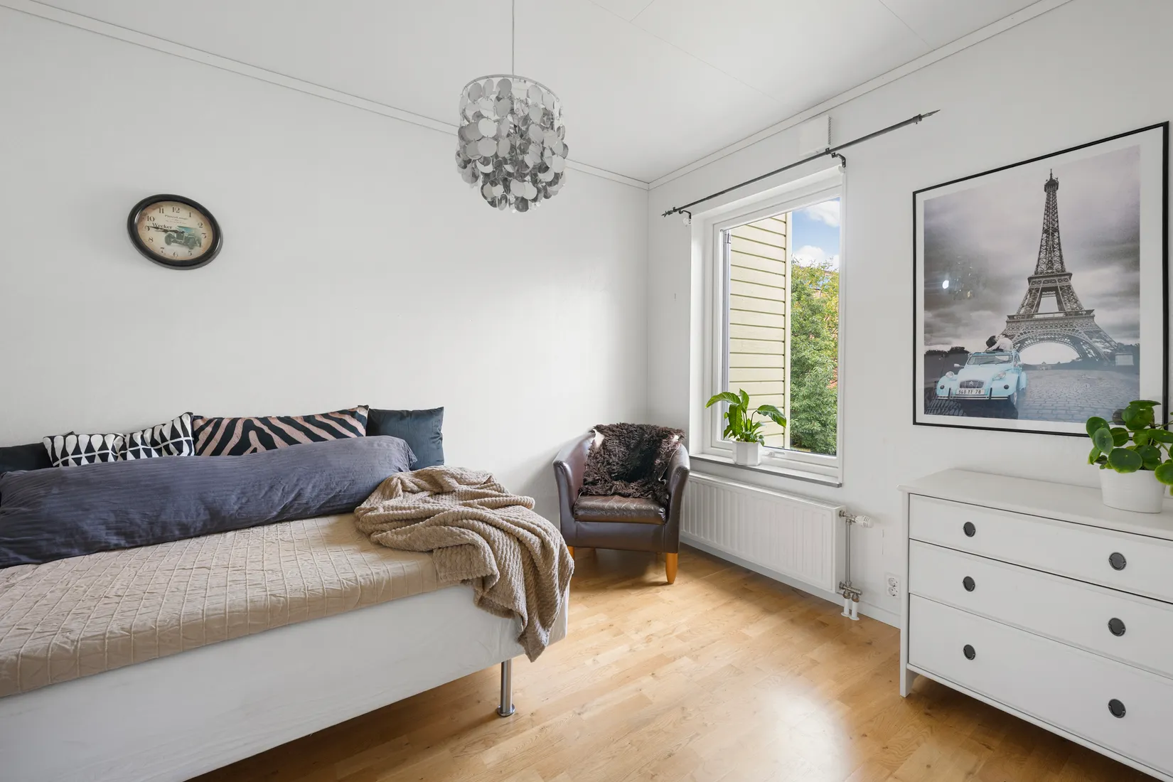 Radhus, Luftfartsgatan 4, Skarpnäck, Stockholm