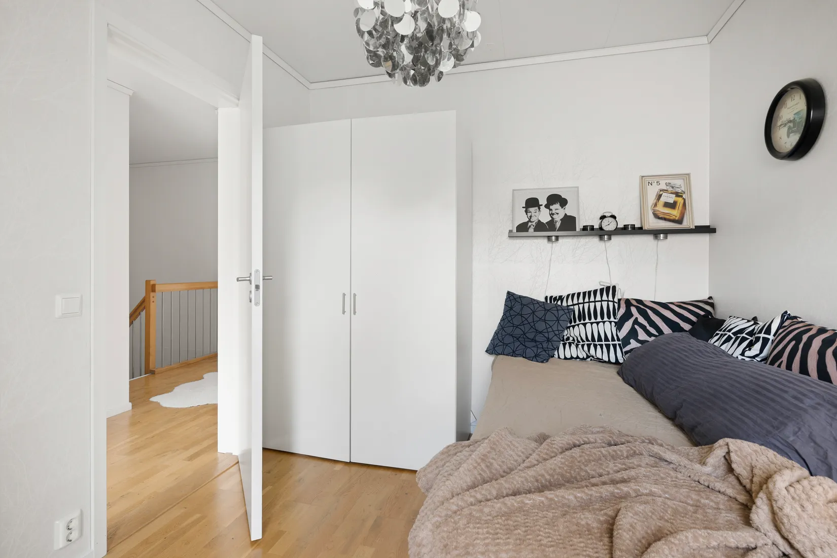 Radhus, Luftfartsgatan 4, Skarpnäck, Stockholm