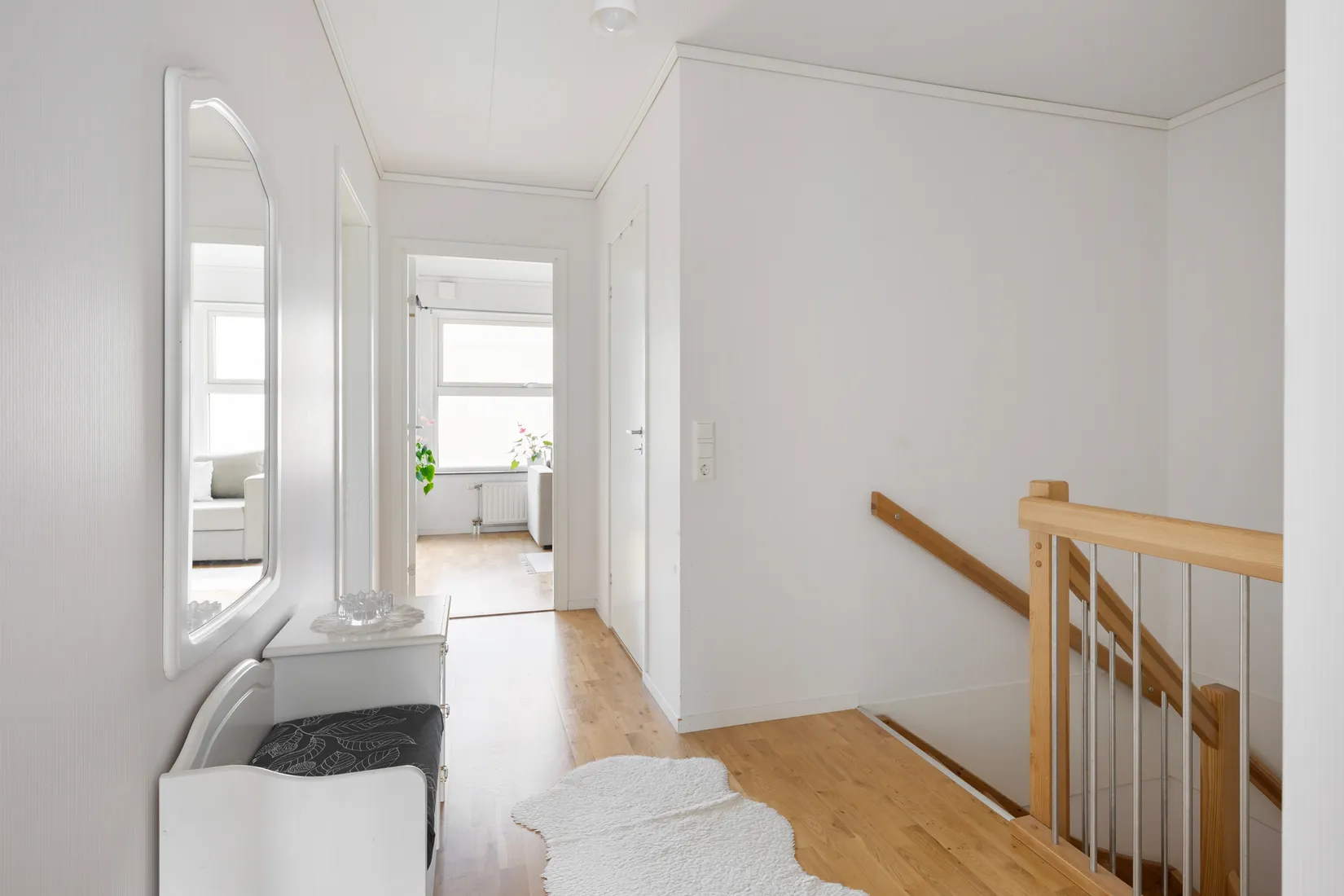 Radhus, Luftfartsgatan 4, Skarpnäck, Stockholm