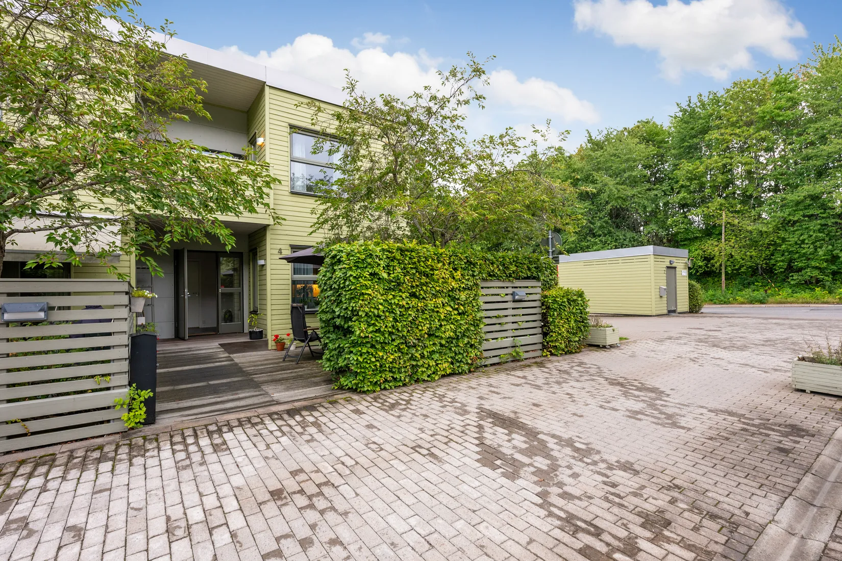 Radhus, Luftfartsgatan 4, Skarpnäck, Stockholm