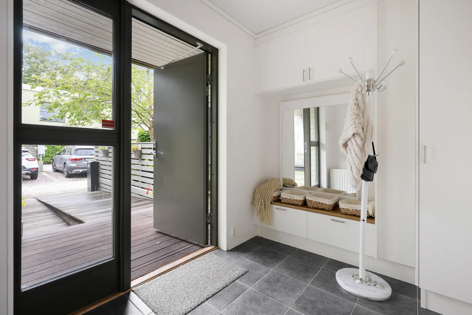 Radhus, Luftfartsgatan 4, Skarpnäck, Stockholm