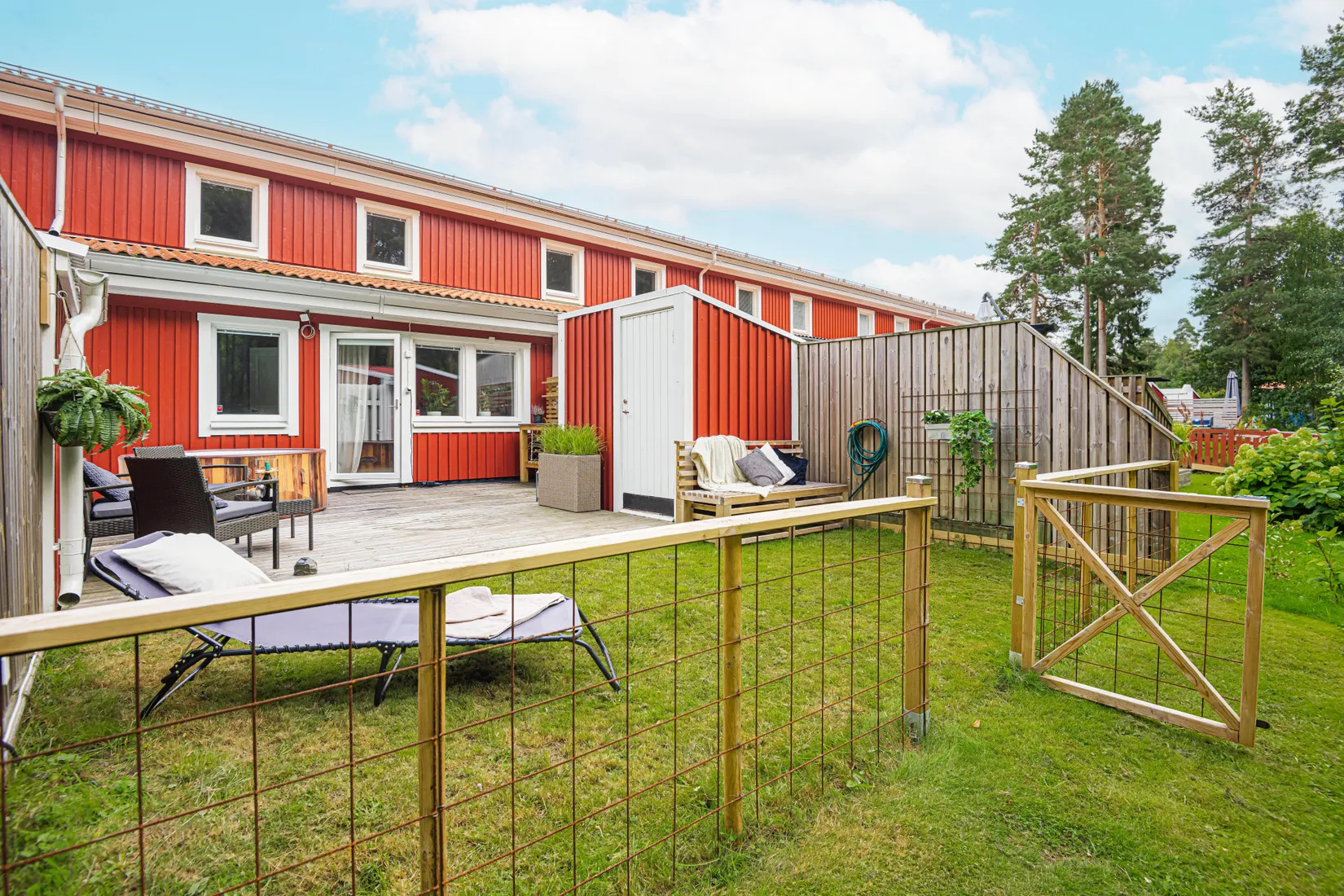 Radhus, Trumslagarvägen 18B, Södra Bomhus, Gävle