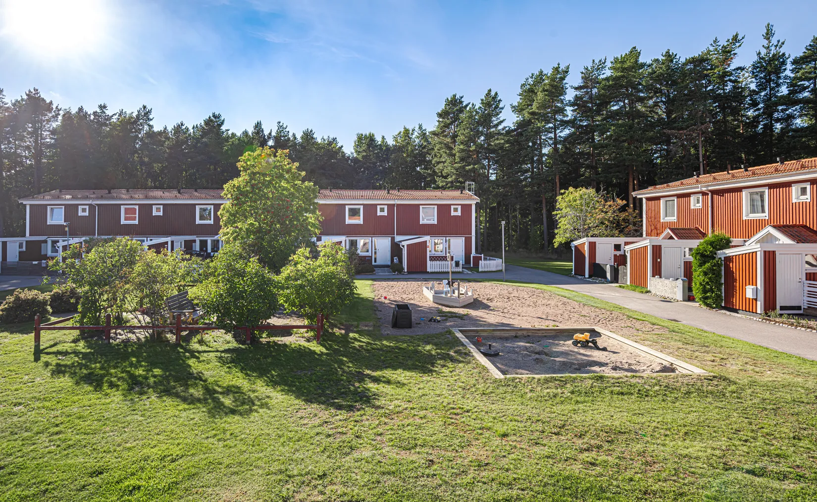 Radhus, Trumslagarvägen 18B, Södra Bomhus, Gävle
