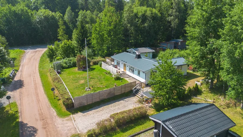 Villa, Lögevägen 1, Bråbacka, Tibro