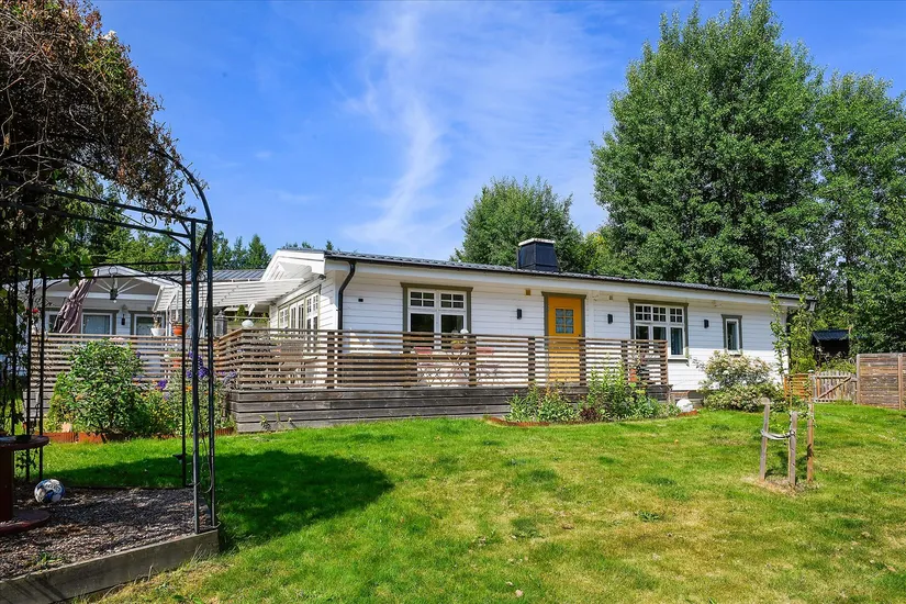 Villa, Lögevägen 1, Bråbacka, Tibro