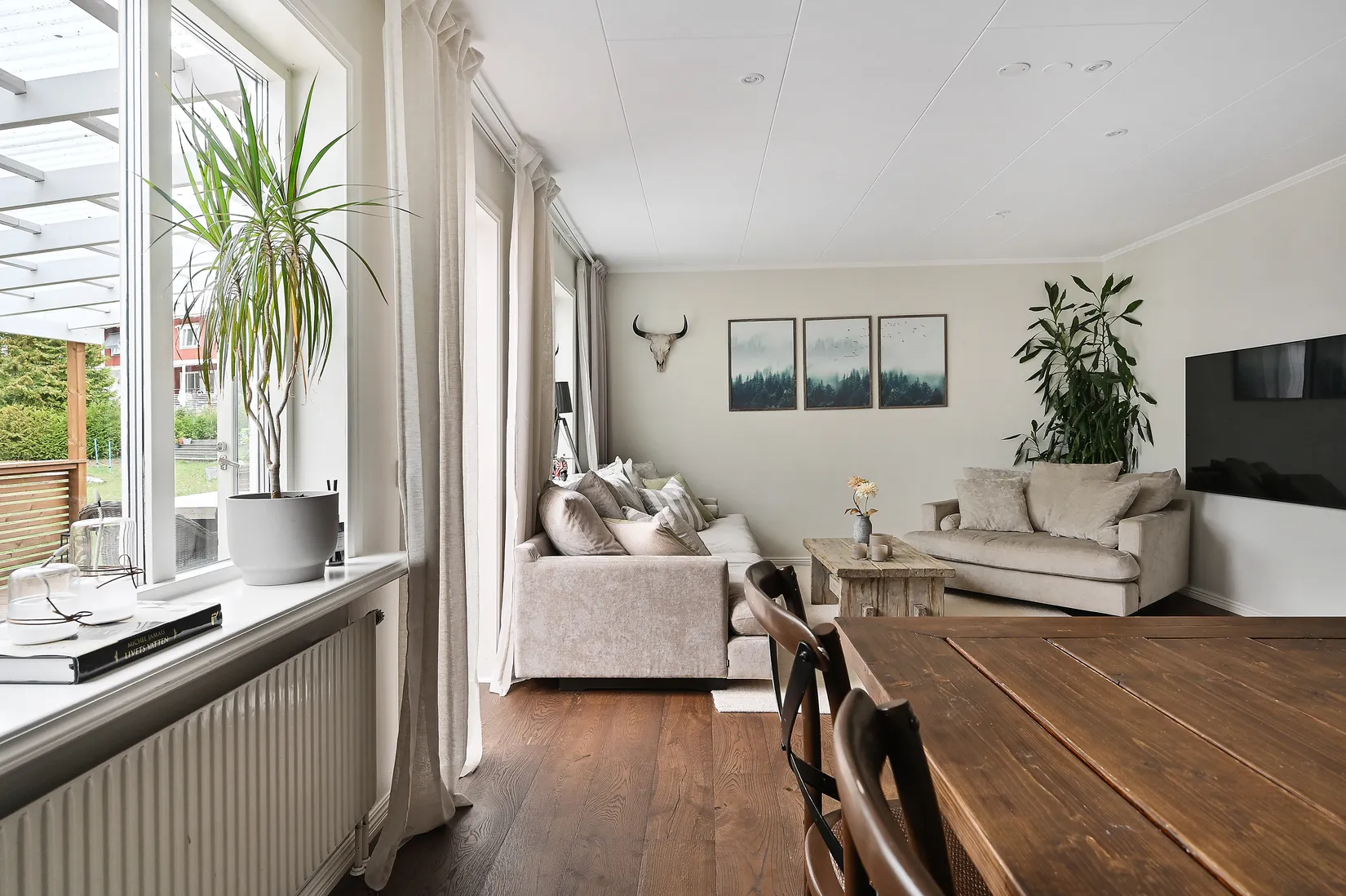 Radhus, Nibbla backe 13, Sundby, Ekerö