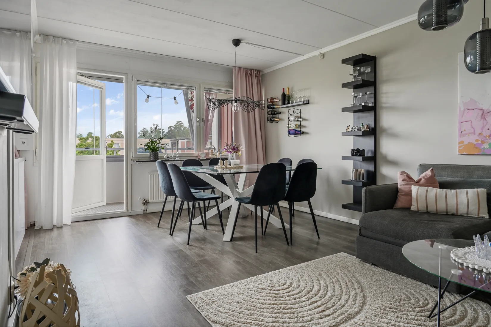 Bostadsrätt, Holmvägen 44, Centralt, Upplands Väsby