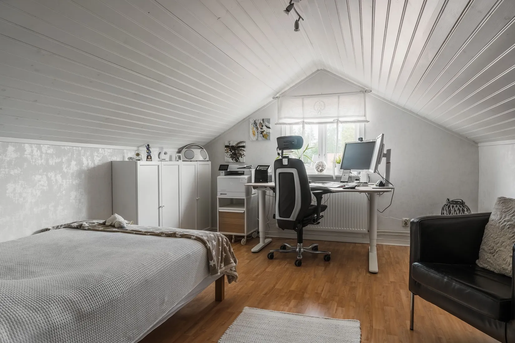 Villa, Broängsvägen 8, Norra Bro, Örebro