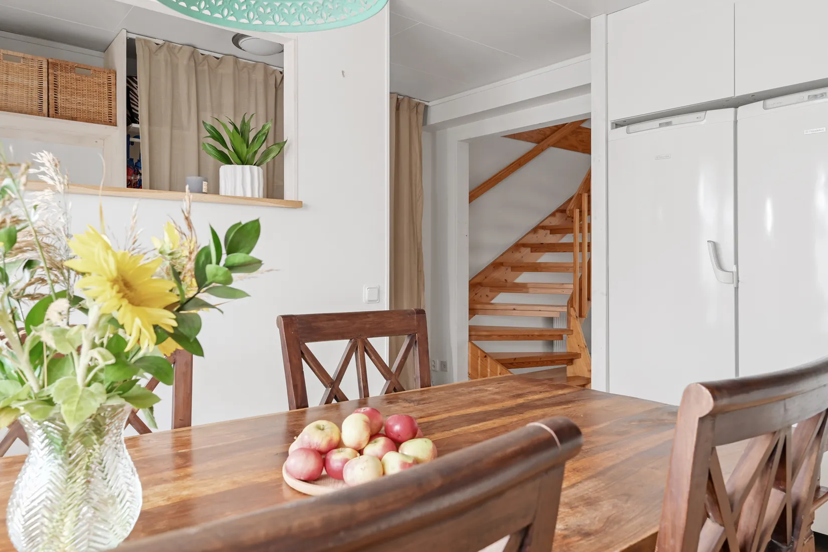 Radhus, Björkvallavägen 77A, Centralt, Upplands Väsby