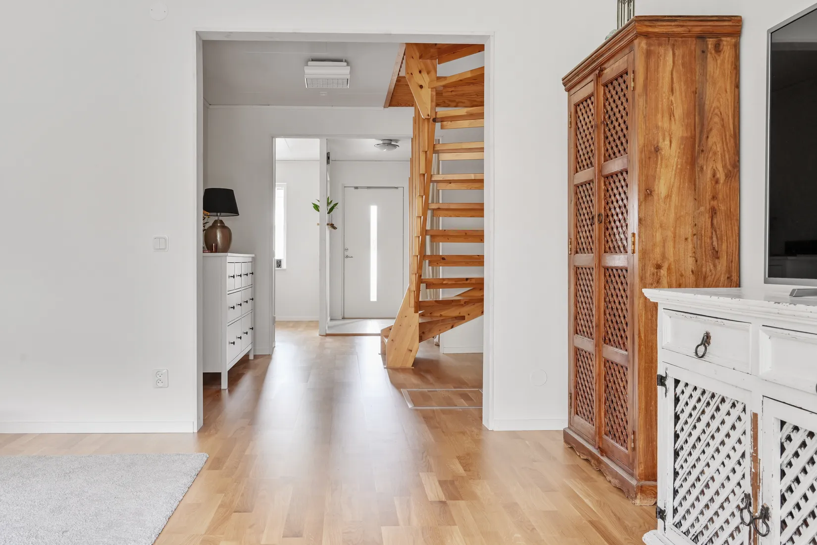 Radhus, Björkvallavägen 77A, Centralt, Upplands Väsby