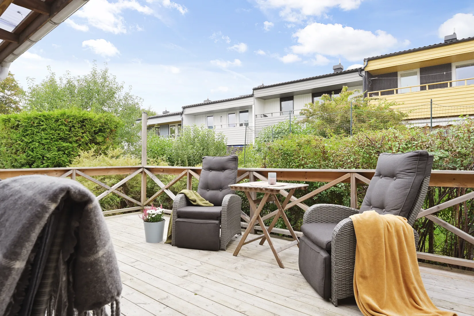 Radhus, Björkvallavägen 77A, Centralt, Upplands Väsby