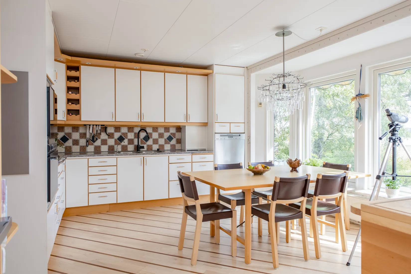 Villa, Kornknarrsvägen 4, Haga, Enköping