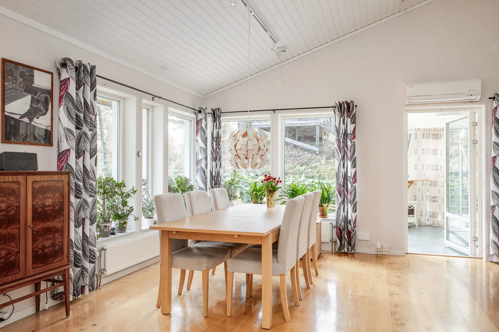 Villa, Kornknarrsvägen 4, Haga, Enköping