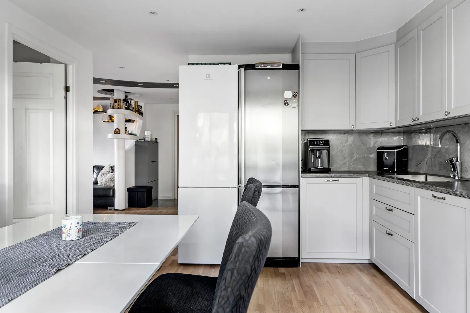 Bostadsrätt, Lillhagsvägen 8, Älvsjö, Stockholm