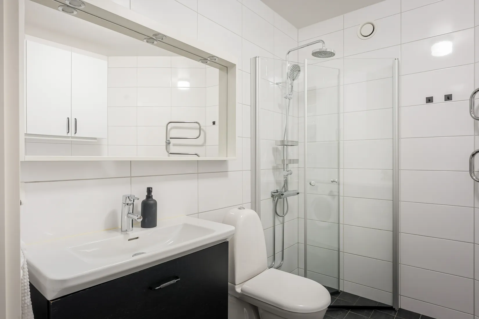Bostadsrätt, Rosterigränd 3, Liljeholmen, Stockholm
