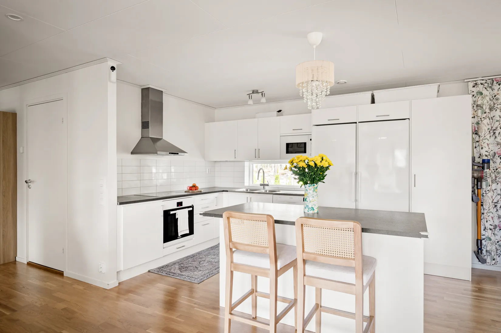 Villa, Tibble skogsväg 54, Kungsängen/Norrboda, Upplands-Bro