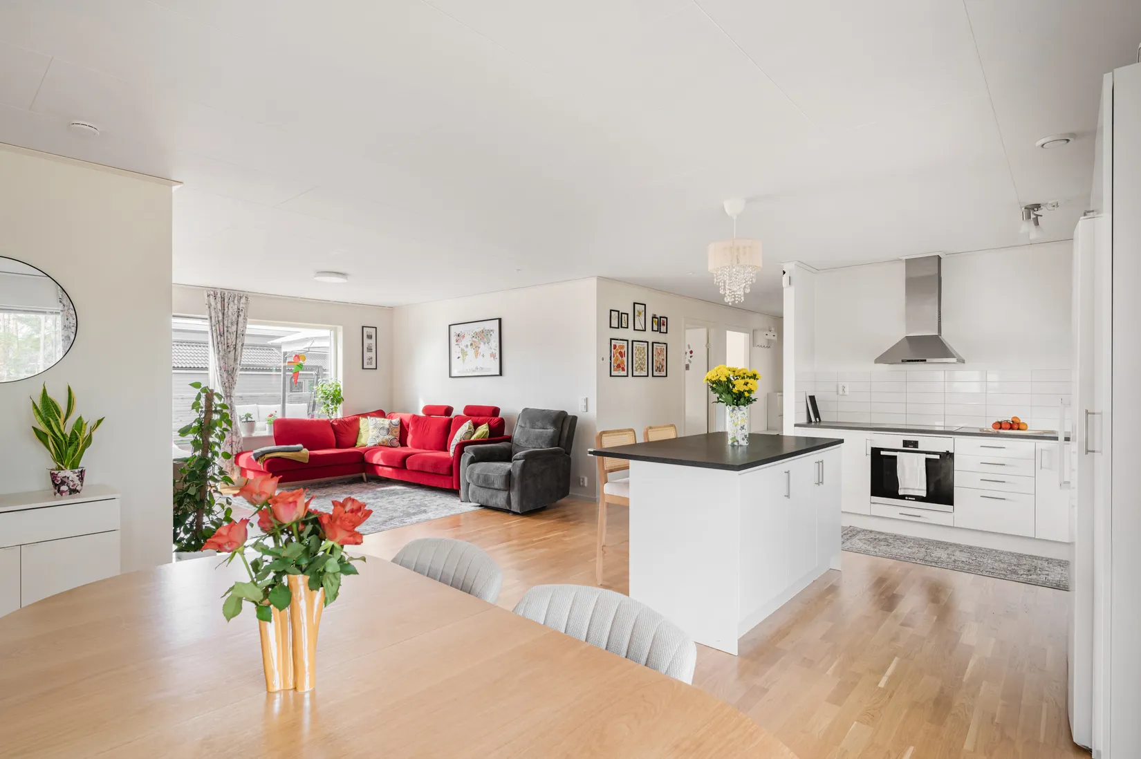 Villa, Tibble skogsväg 54, Kungsängen/Norrboda, Upplands-Bro