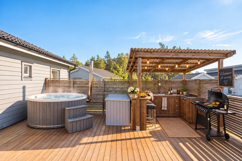 Villa, Tibble skogsväg 54, Kungsängen/Norrboda, Upplands-Bro