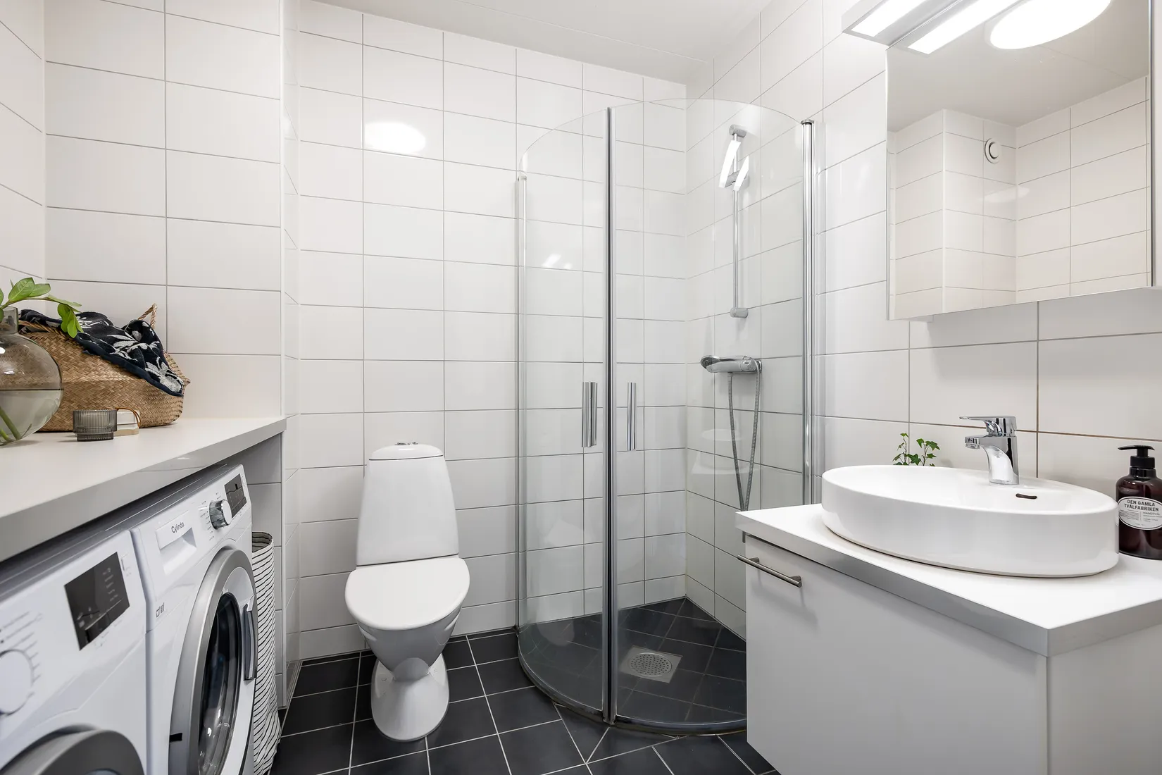 Radhus, Norra Belltorpsvägen 14B, Södra Lindhult, Örebro