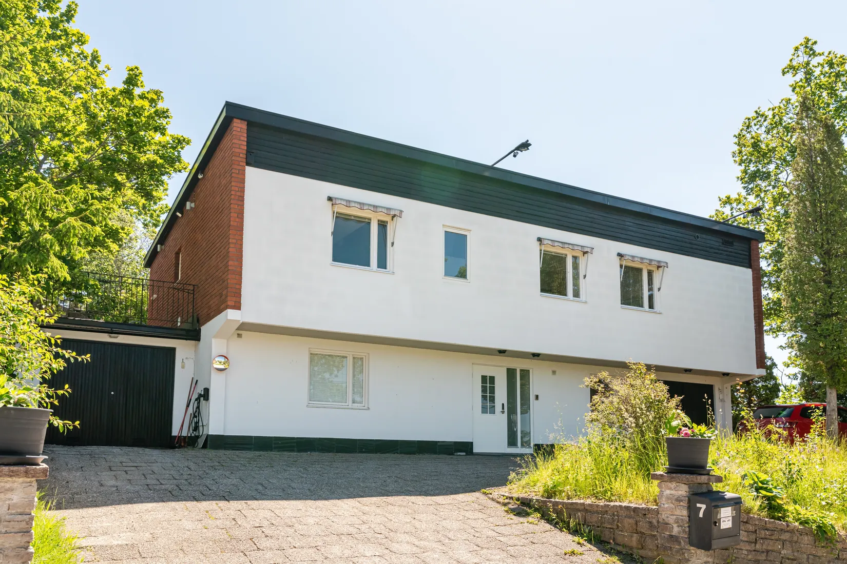 Villa, Oliweblads väg 7, Segeltorp, Huddinge