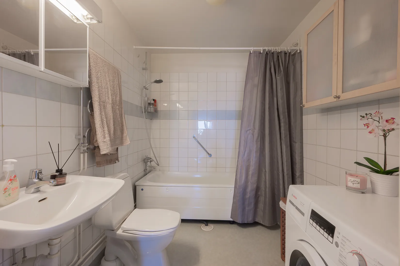 Bostadsrätt, Lillhagsvägen 24, Hagsätra - Älvsjöbadet, Stockholm