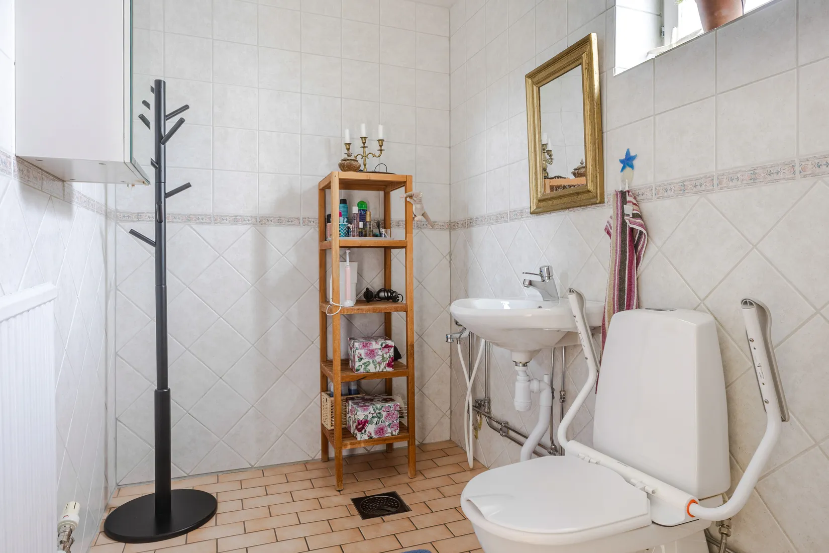 Radhus, Järdalavägen 224, Ekholmen, Linköping