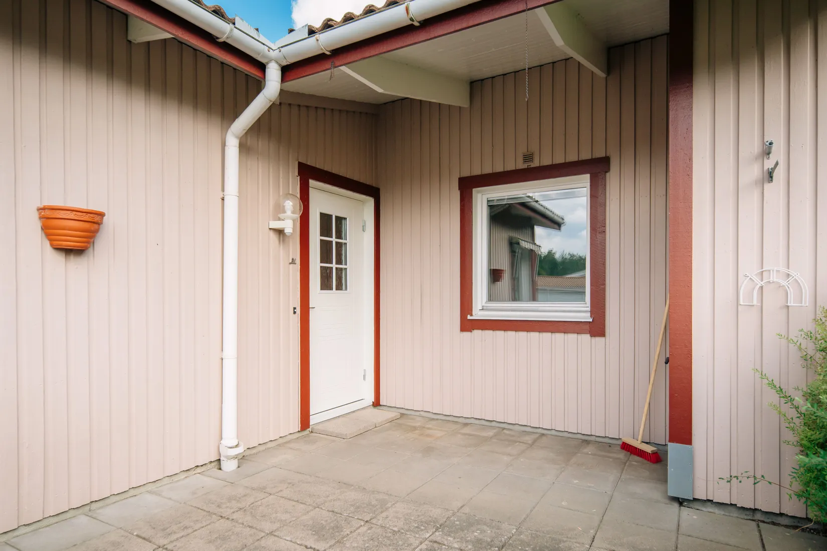 Radhus, Grenvägen 16, Moholm, Töreboda