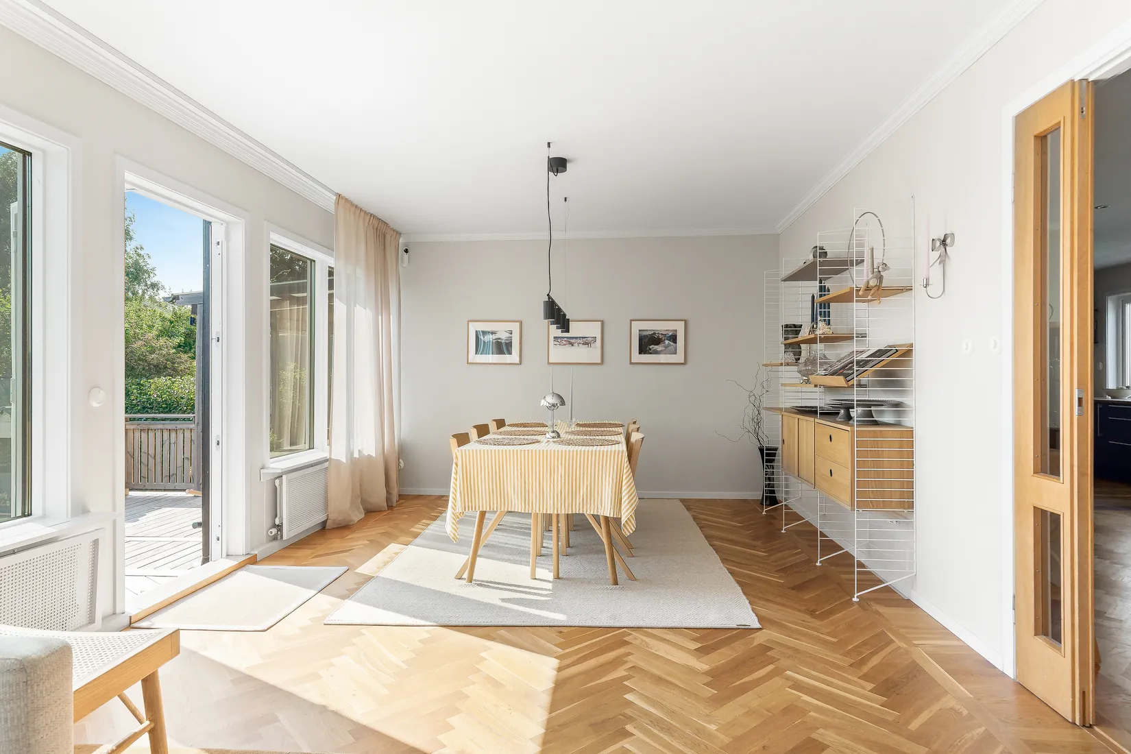 Radhus, Konvaljstigen 4, Ekerö Lundhagen, Ekerö