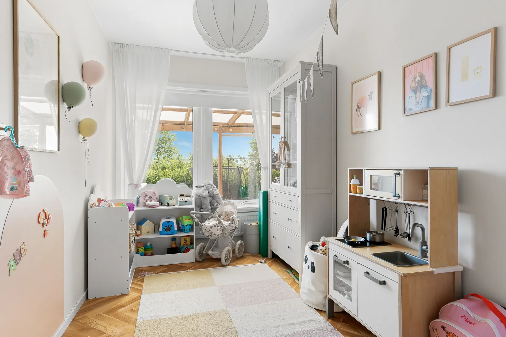Radhus, Konvaljstigen 4, Ekerö Lundhagen, Ekerö