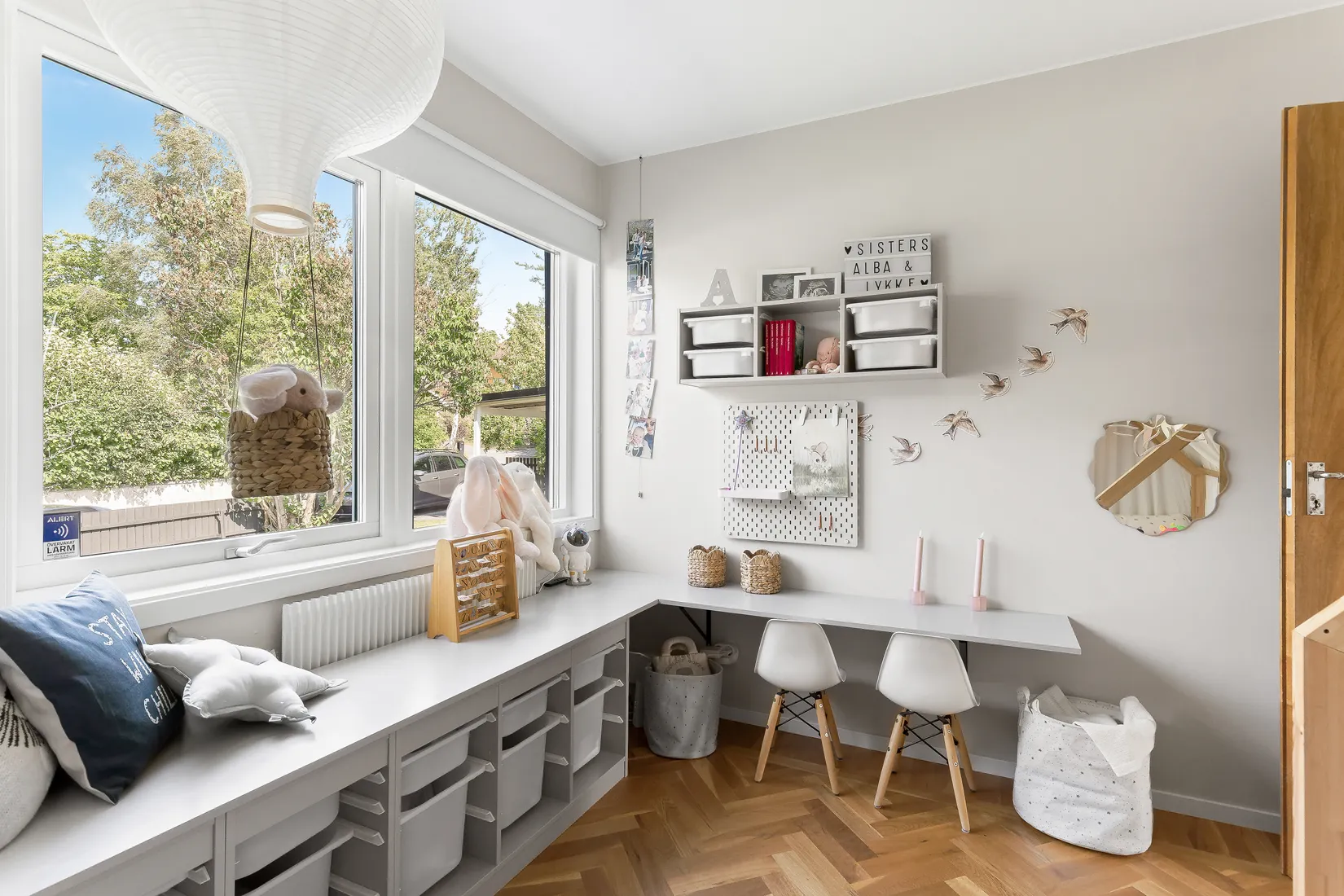 Radhus, Konvaljstigen 4, Ekerö Lundhagen, Ekerö