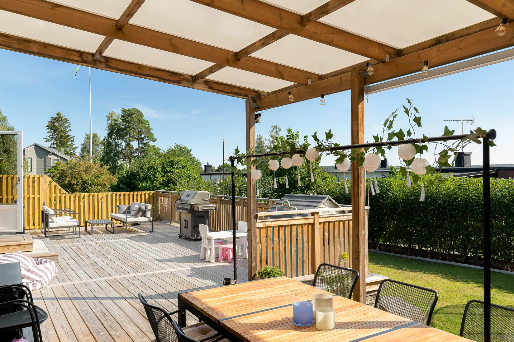 Radhus, Konvaljstigen 4, Ekerö Lundhagen, Ekerö