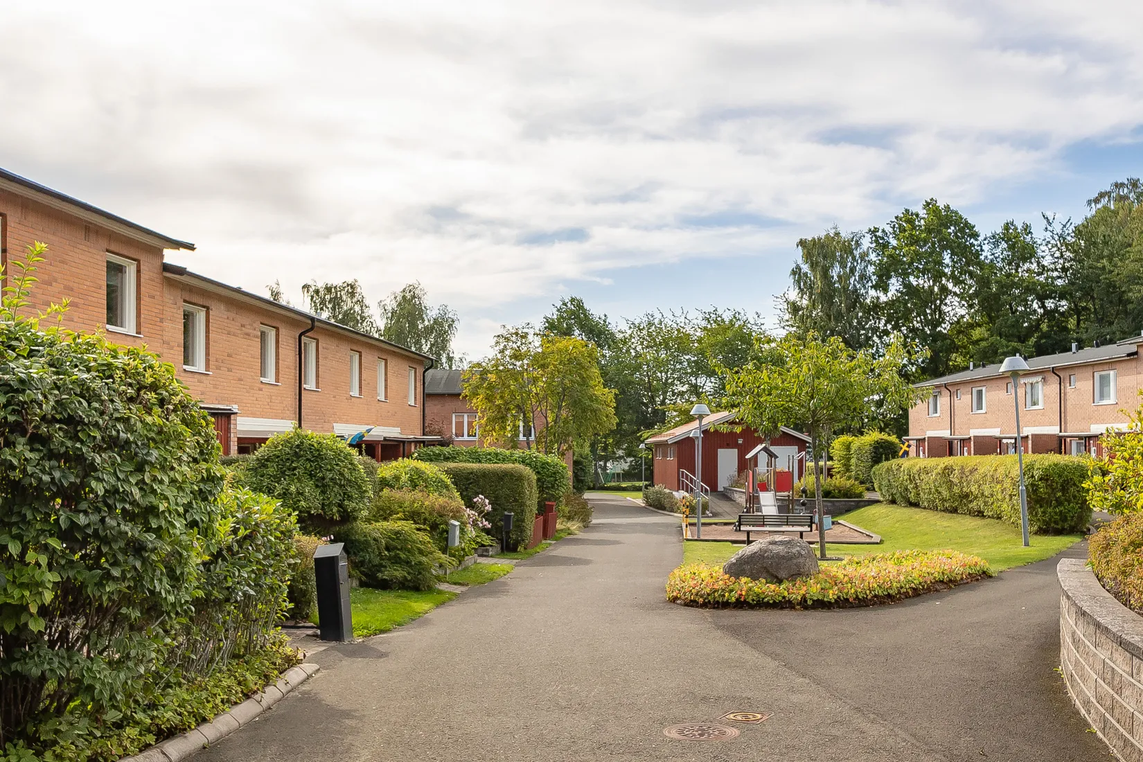 Radhus, Lönnvägen 16, Ekängen, Skövde
