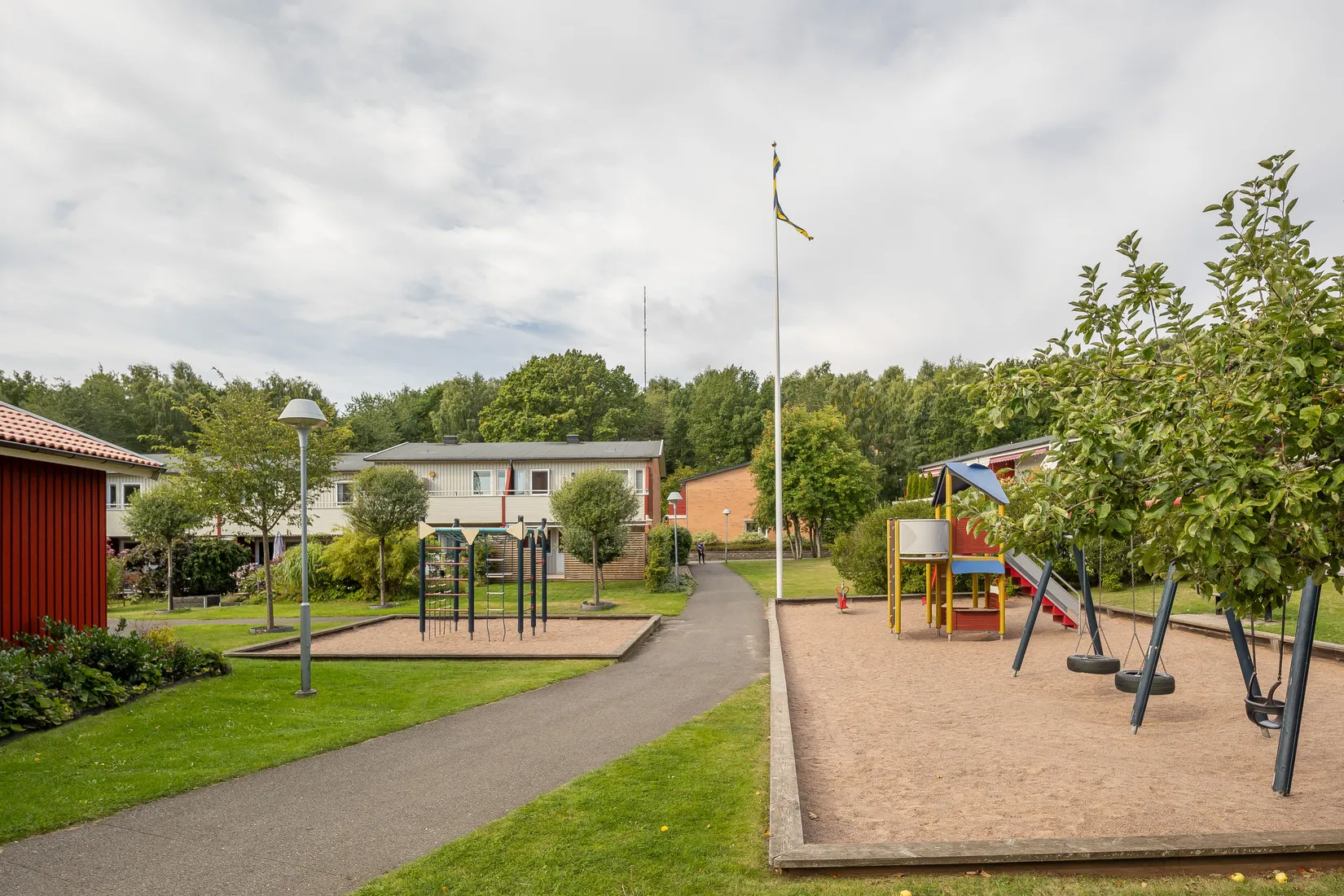 Radhus, Lönnvägen 16, Ekängen, Skövde