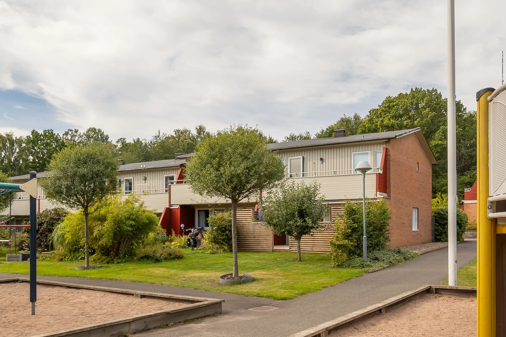 Radhus, Lönnvägen 16, Ekängen, Skövde