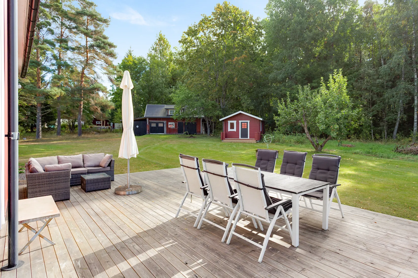 Villa, Åsundatorpvägen 421 + 423, Segerstad, Karlstad