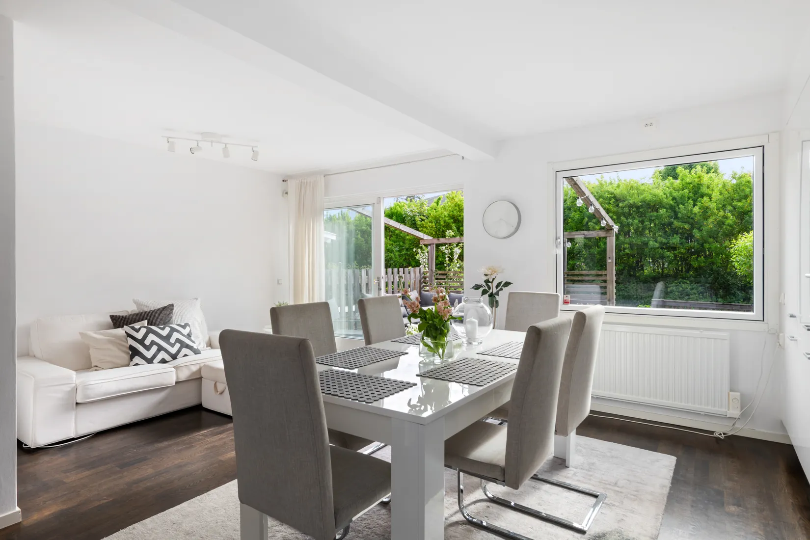 Radhus, Tenorvägen 20, Ella Park, Täby