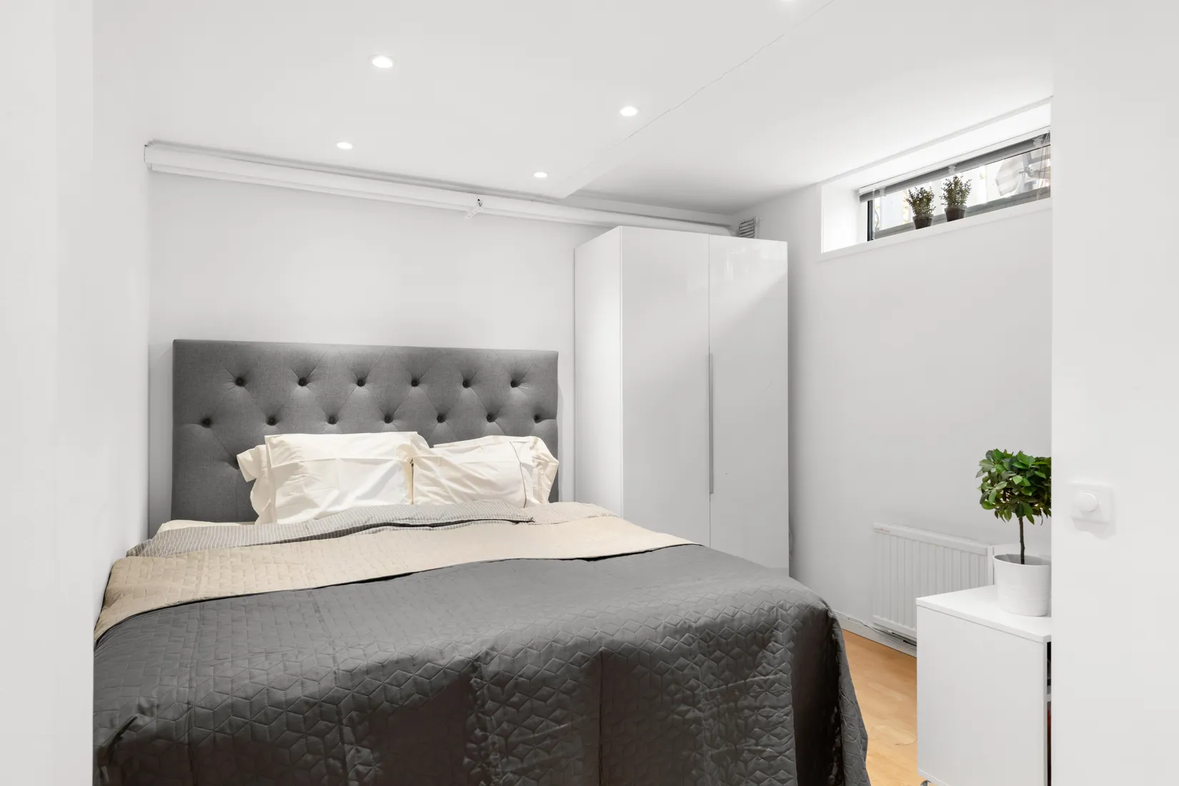 Radhus, Tenorvägen 20, Ella Park, Täby