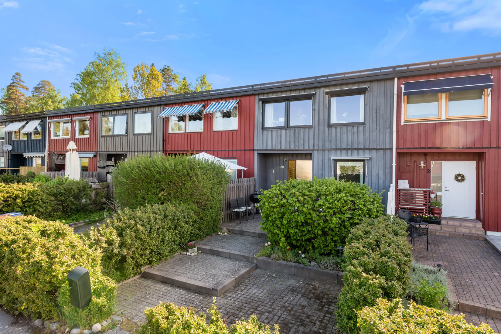 Radhus, Tenorvägen 20, Ella Park, Täby