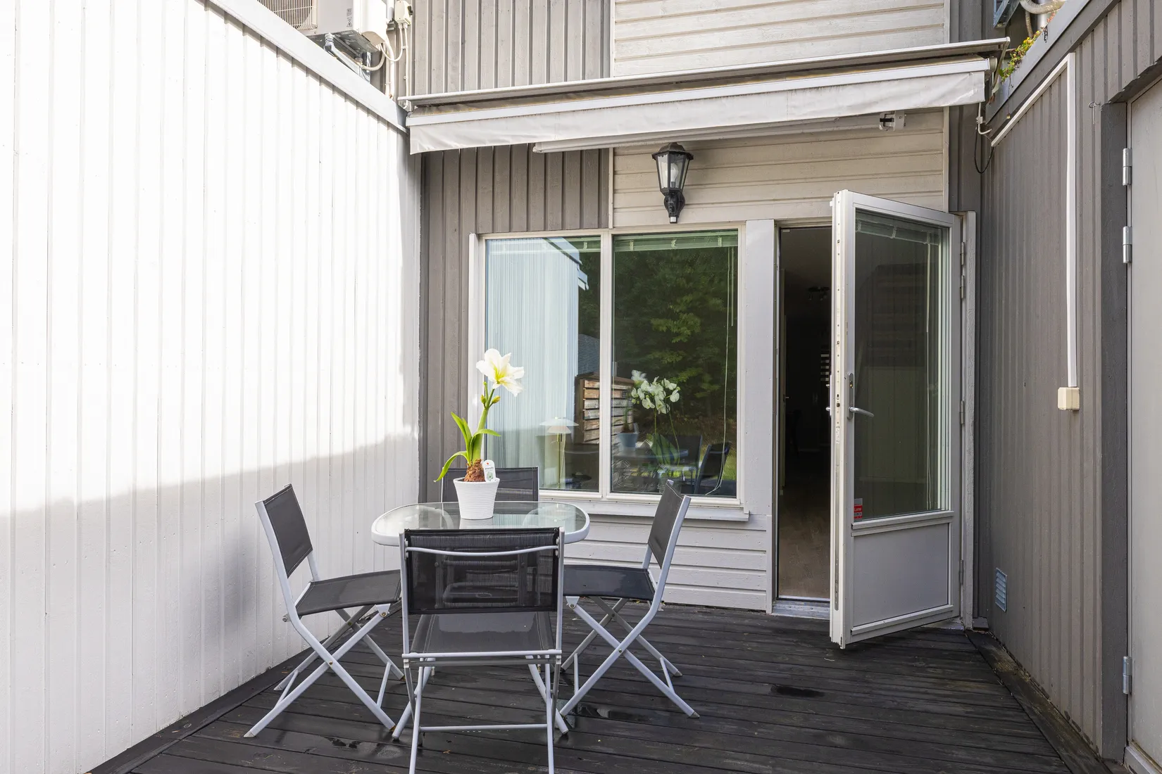 Radhus, Ryttmästarvägen 9, Rissne, Sundbyberg