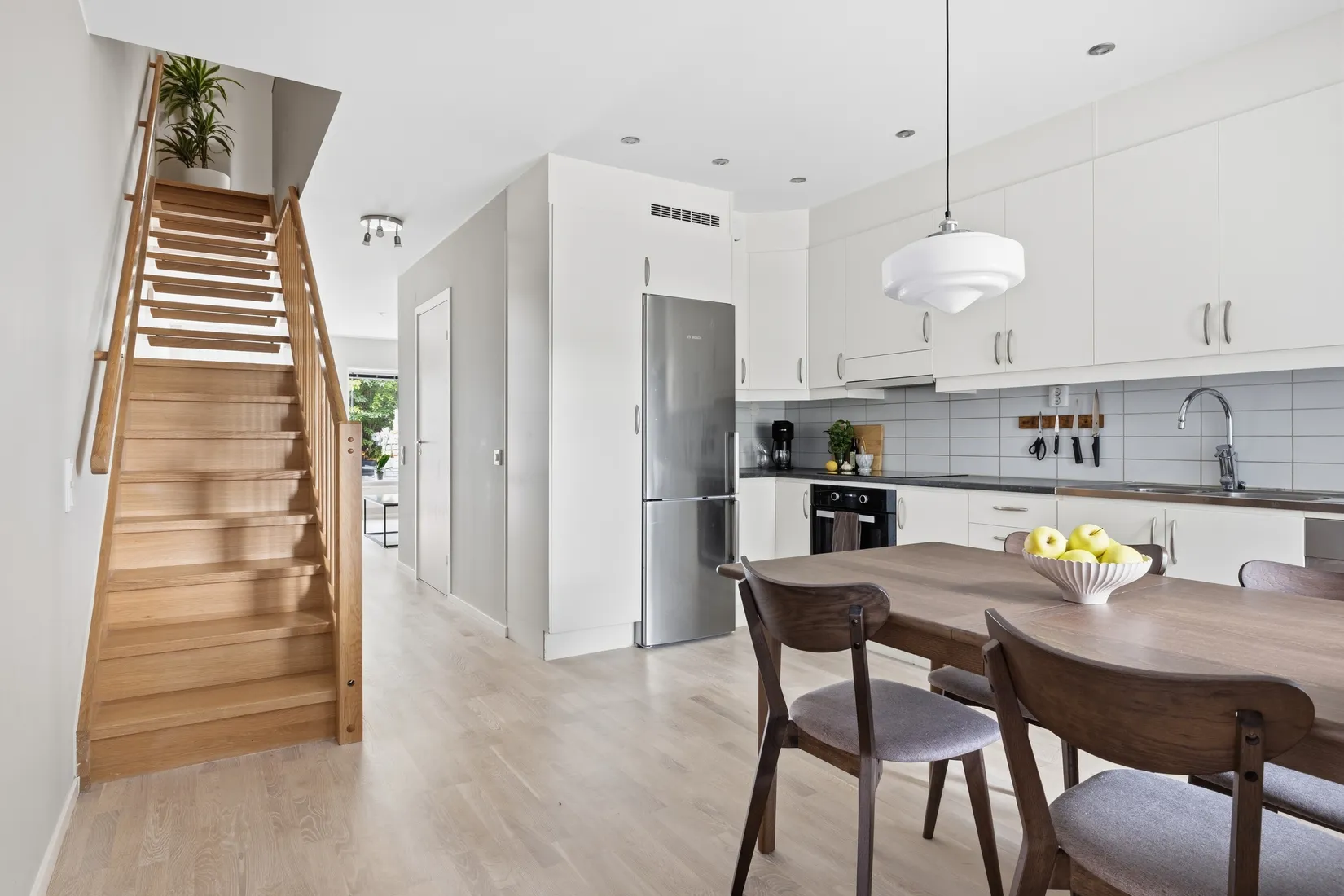 Radhus, Ryttmästarvägen 9, Rissne, Sundbyberg