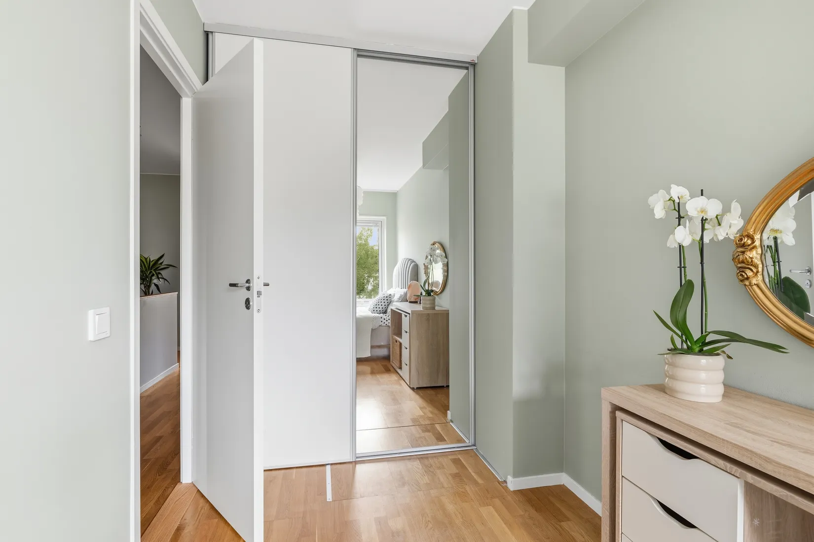 Radhus, Ryttmästarvägen 9, Rissne, Sundbyberg