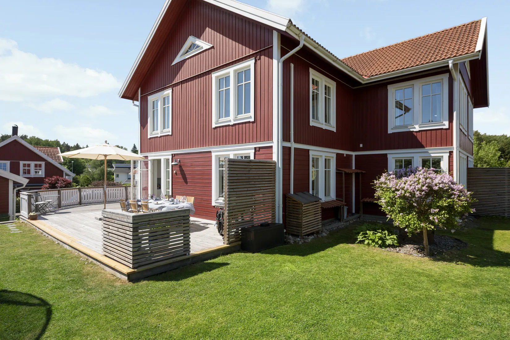 Radhus, Lövbrunnavägen 14, Lövbrunna, Täby