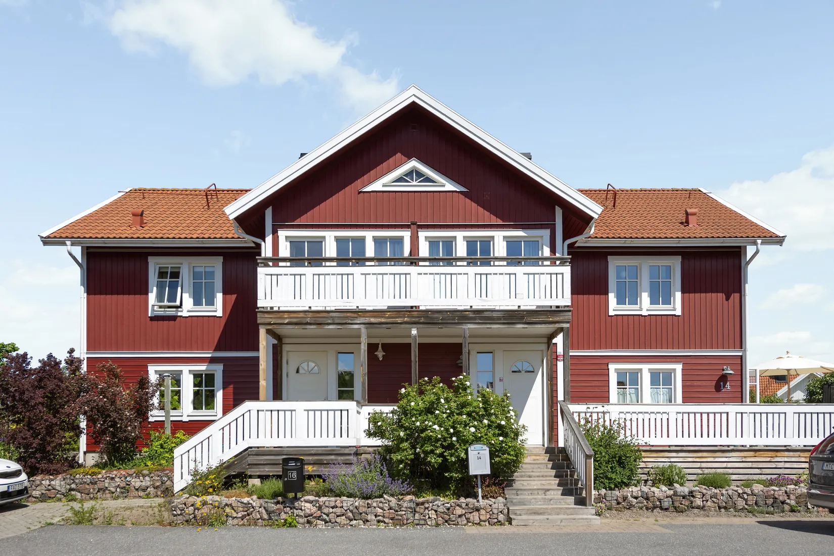 Radhus, Lövbrunnavägen 14, Lövbrunna, Täby